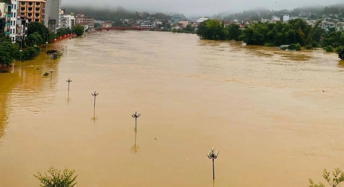 Hoàn lưu cơn bão số 10 và số 11 đã gây ra nhiều tổn thất nặng nề về người, tài sản tại tỉnh Cao Bằng