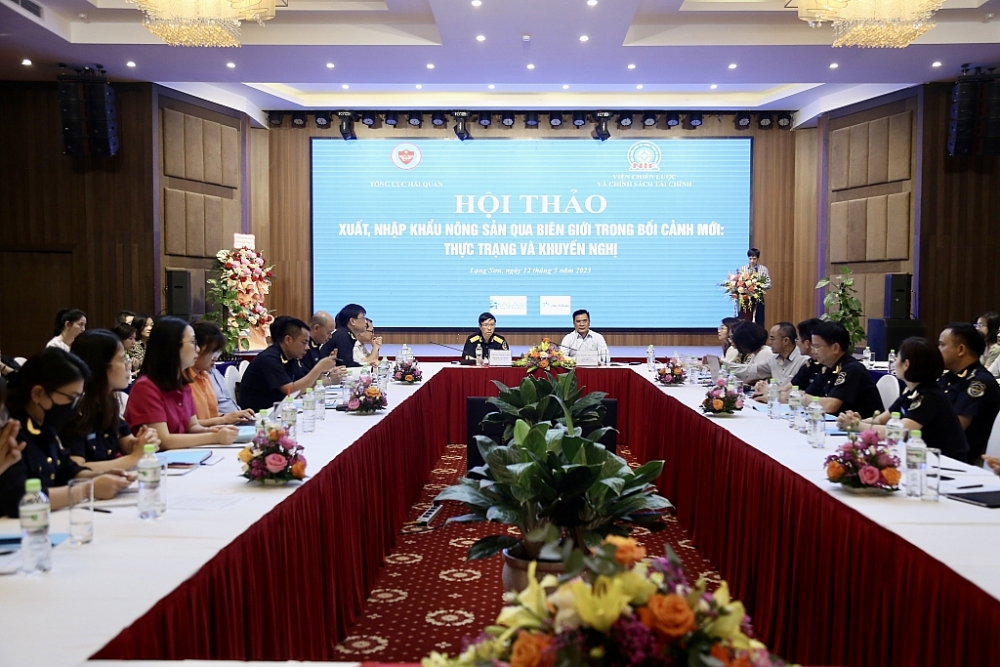 Quang cảnh hội thảo. Ảnh: H.Nụ