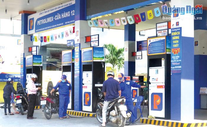 tang cuong kiem tra viec chap hanh quy dinh hoa don dien tu doi voi doanh nghiep kinh doanh xang dau