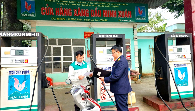 tung buoc go kho xuat hoa don dien tu xang dau theo tung lan ban hang
