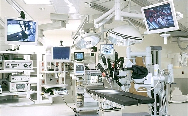 3856-medicalequipment-261831577