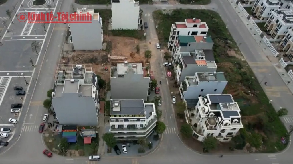 VIDEO: Sáp nhập tỉnh: Giá đất nền tăng cao, cẩn trọng ‘sốt ảo’