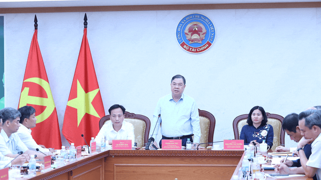video dang uy chinh phu giao ban cong tac 6 thang dau nam voi cac dang uy truc thuoc