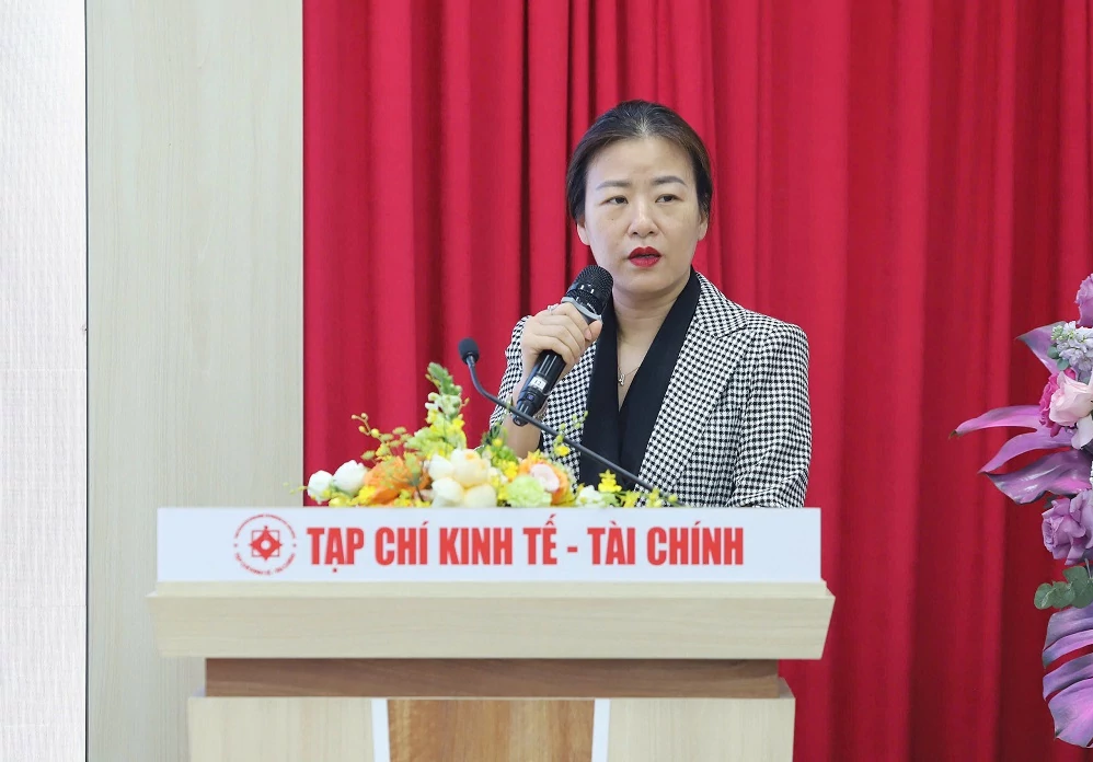 VIDEO: Phát triển vốn dài hạn nội địa trong mối liên hệ với khả năng huy động tiết kiệm trong dân cư